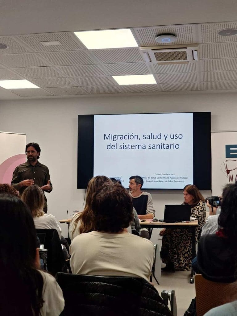 Hoy, 7 de abril, Día Mundial de la Salud, EAPN Madrid ha presentado el “II Informe de barreras al Sistema Nacional de Salud en poblaciones vulnerabilizadas en la Comunidad de Madrid” 3 WhatsApp Image 2026 04 07 at 15.03.25 3